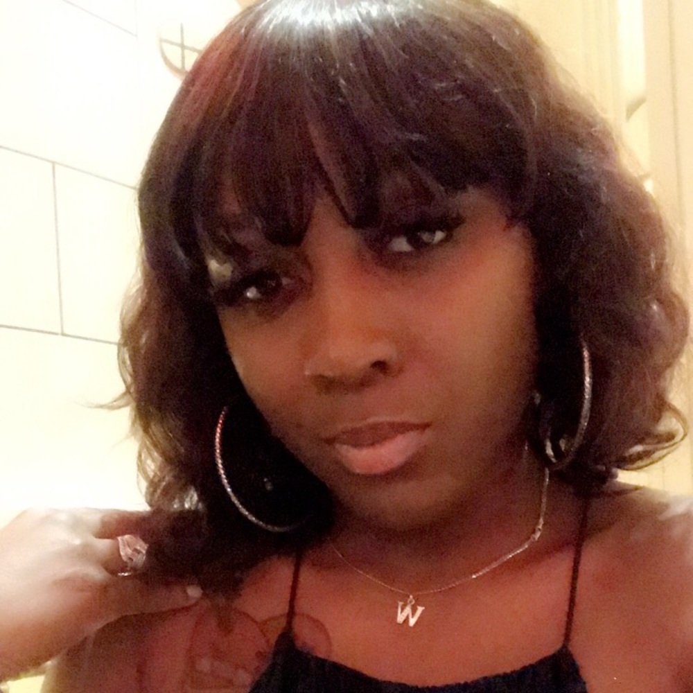 Meet your Posher, Janee